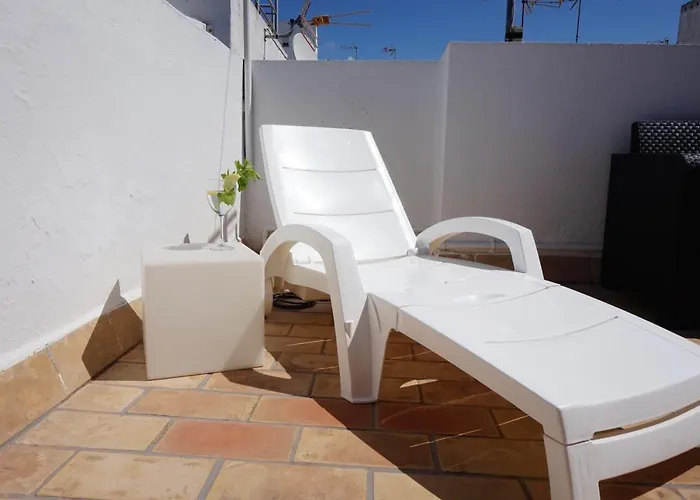 Impluvium Conil-terraza Privada-parking- Mayores De 25 Anos * Conil De La Frontera