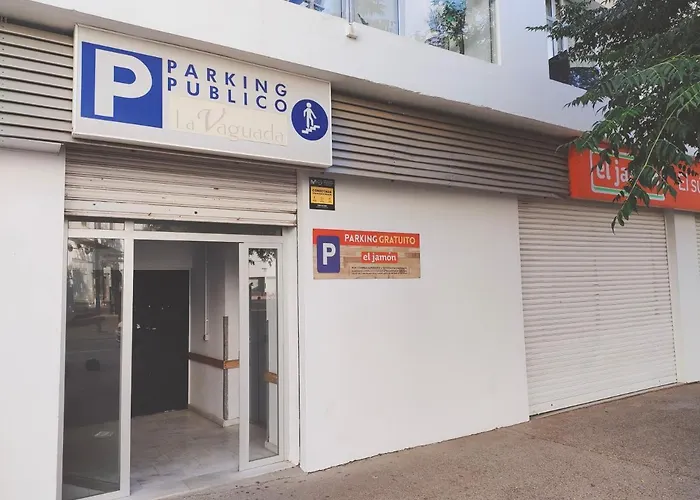 Impluvium Conil-terraza Privada-parking- Mayores De 25 Anos