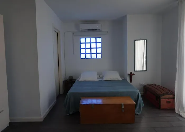 Impluvium Conil-terraza Privada-parking- Mayores De 25 Anos Appartement *