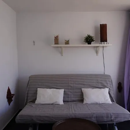 Апартаменти Impluvium Conil-terraza Privada-parking- Mayores De 25 Anos Коніль-де-ла-Фронтера