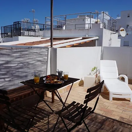 Impluvium Conil-terraza Privada-parking- Mayores De 25 Anos Διαμέρισμα *