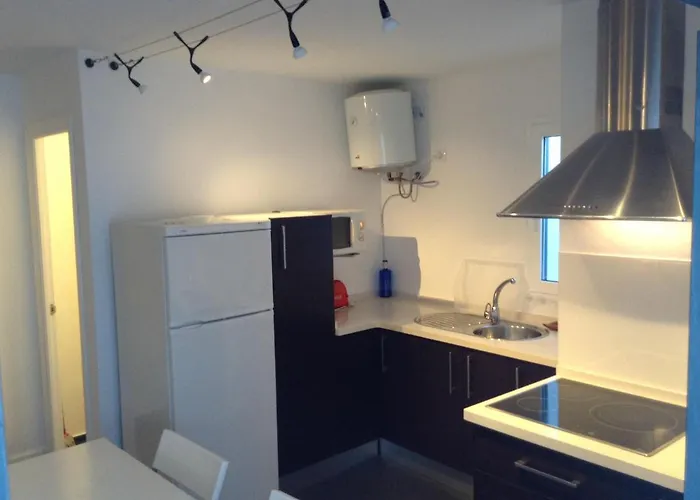 Impluvium Conil-terraza Privada-parking- Mayores De 25 Anos Conil De La Frontera